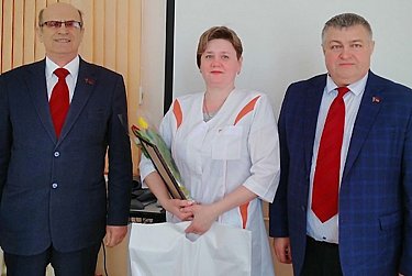 Награды – медработникам